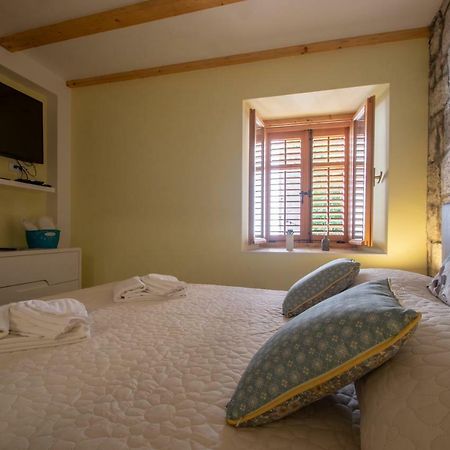 Apartments Giro Korcula Esterno foto